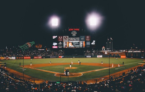 爱游戏官网入口-篮球赛场焦点！比利时队对阵英格兰队，球星闪耀，全场焦点无人能挡